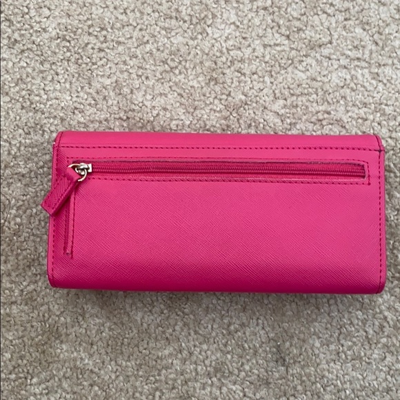 Pink Wallet - Picture 5 of 5
